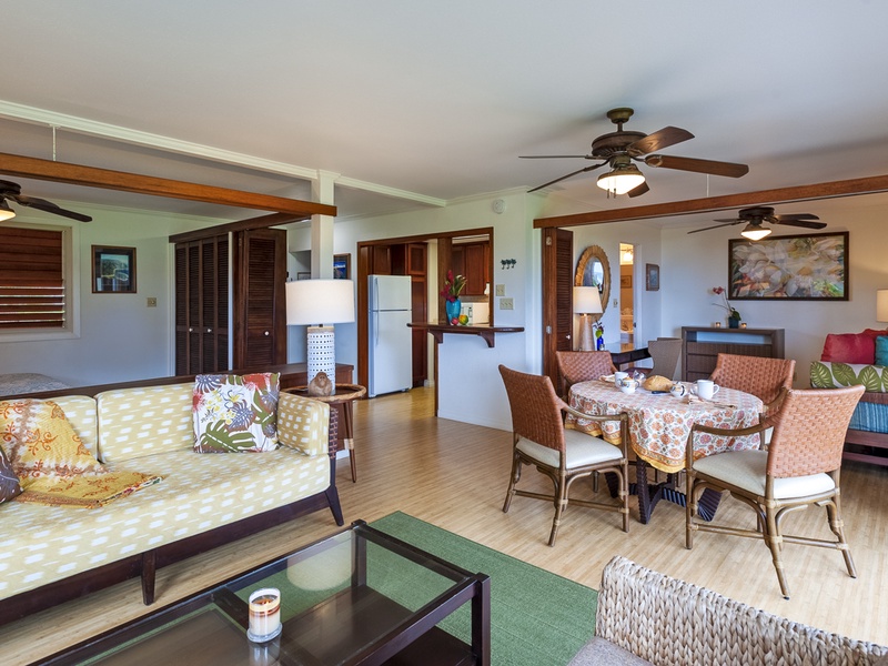 Hanalei Colony Resort E1 | Kauai Kahuna | updated interior