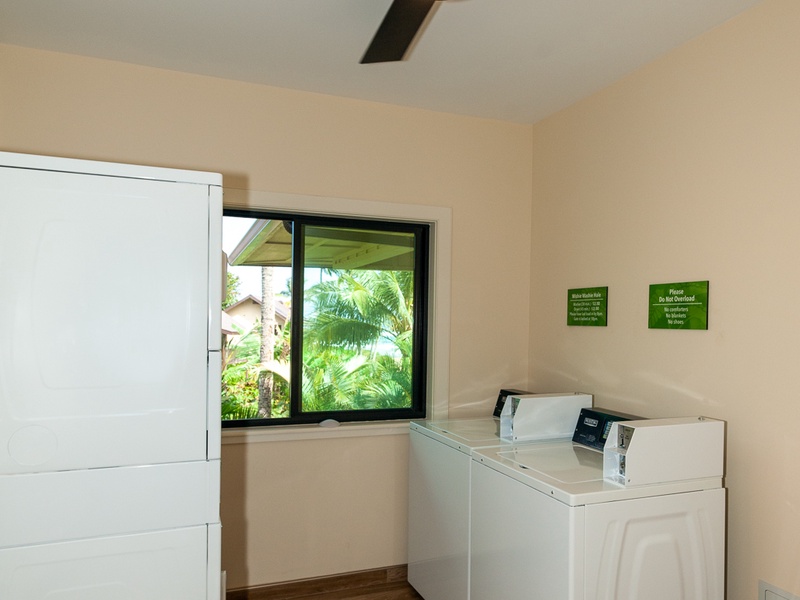 Hanalei Colony Resort guest laundry room