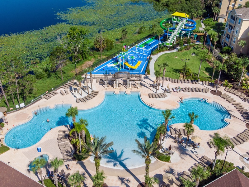 Resort swimming pool with dueling slides