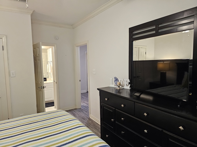 second bedroom showing attached bath