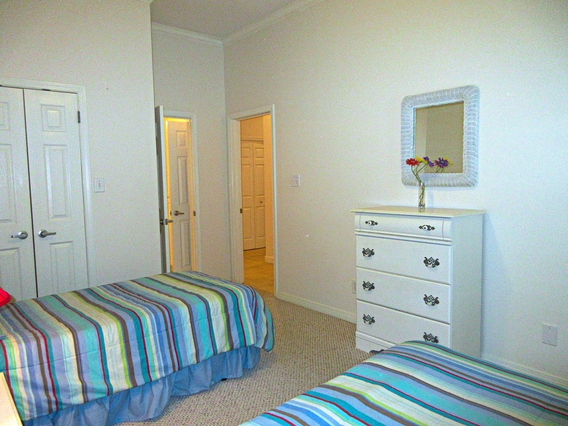 second bedroom & door to hallway 