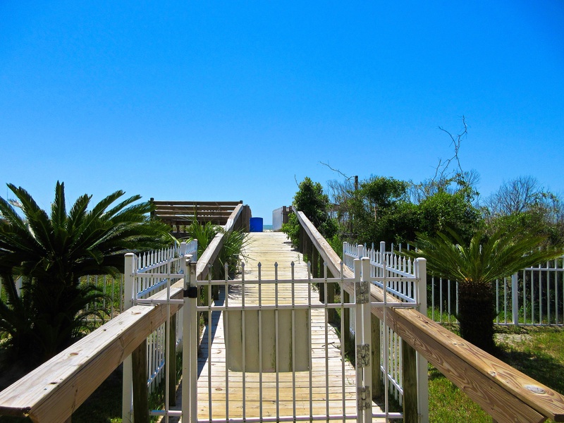 boardwalk to the beach