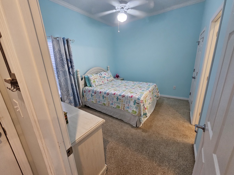 Queen Bedroom