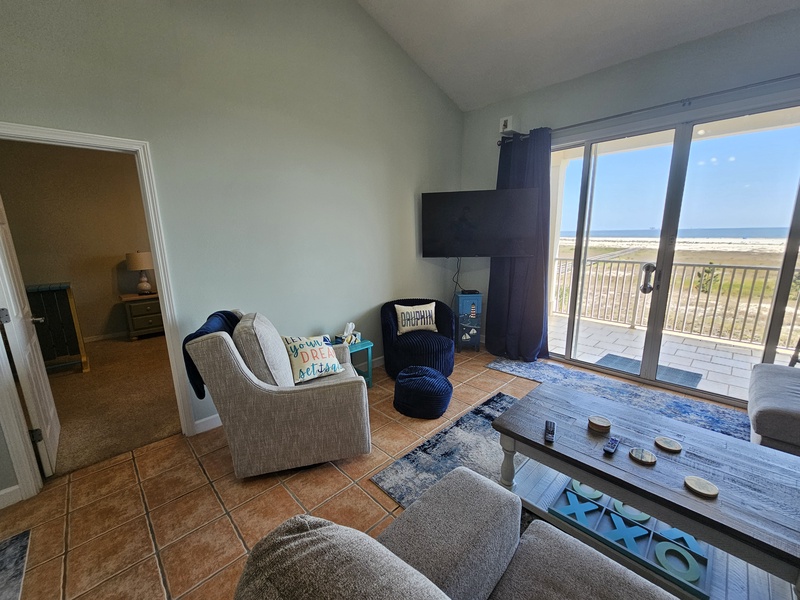 Living Room with a beautiful view!