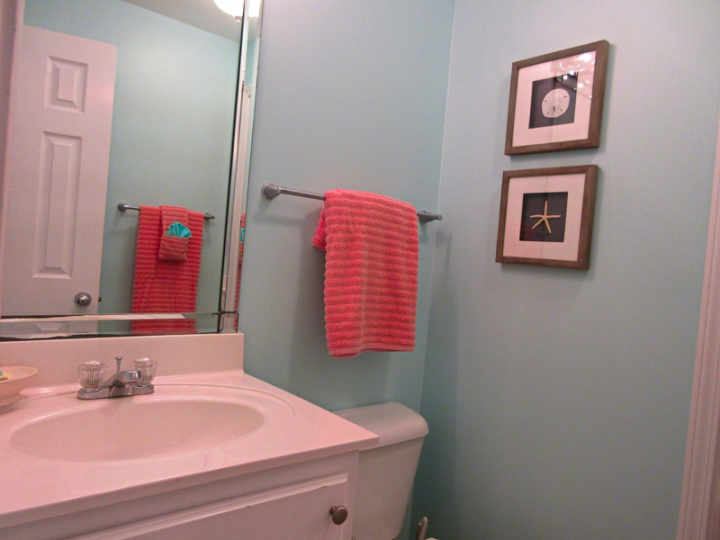 counter & towel rack