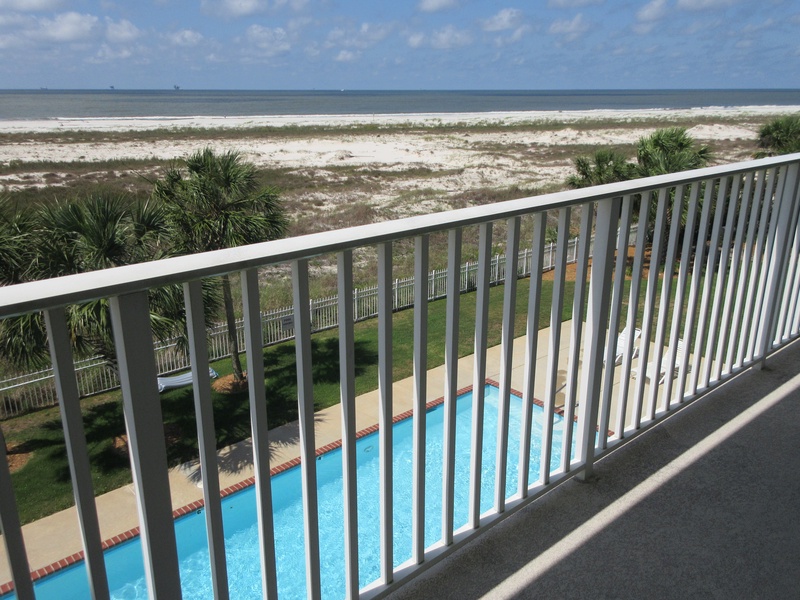 pool & beach view