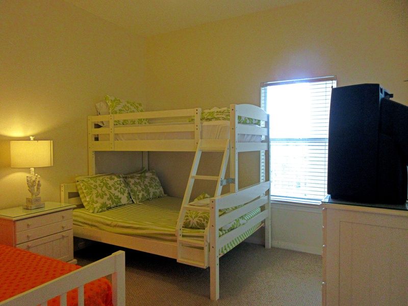 front bedroom bunk beds
