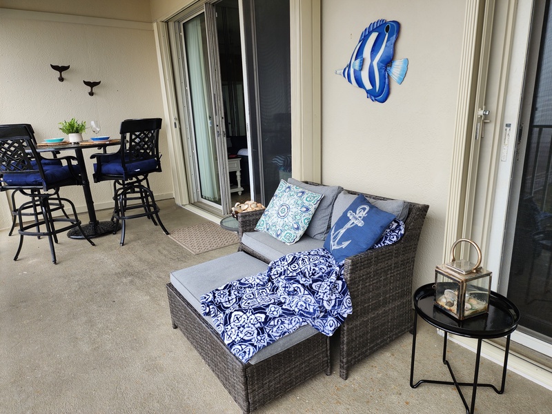balcony sofa