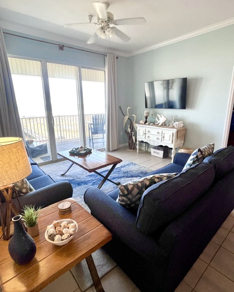 Living Room with a view to the Gulf!