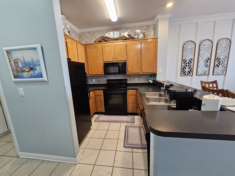 Fully equipped kitchen