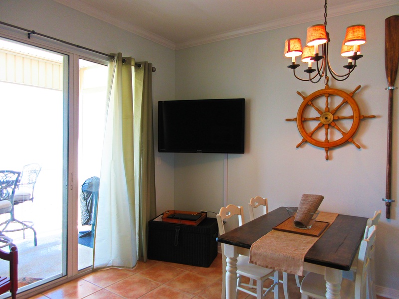 dining area & TV