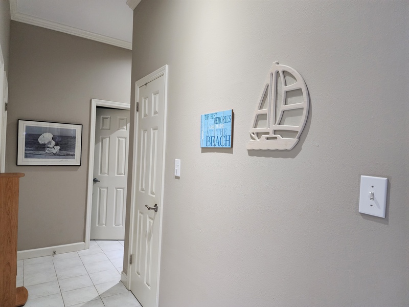 Connecting hallway