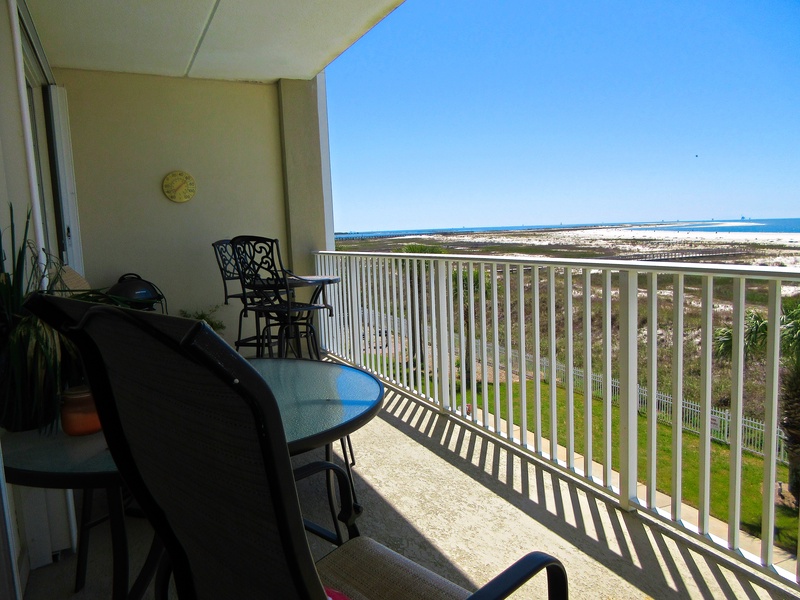 balcony table