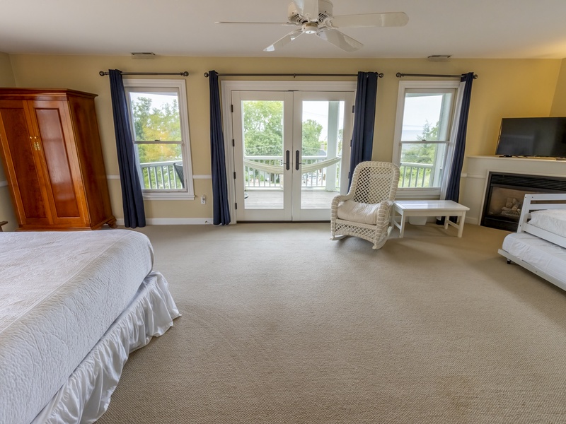 Second Level | Bedroom 3 | King | Twin Day Bed | Attached Bath