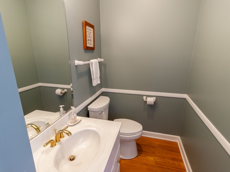 Main Level | Powder Room