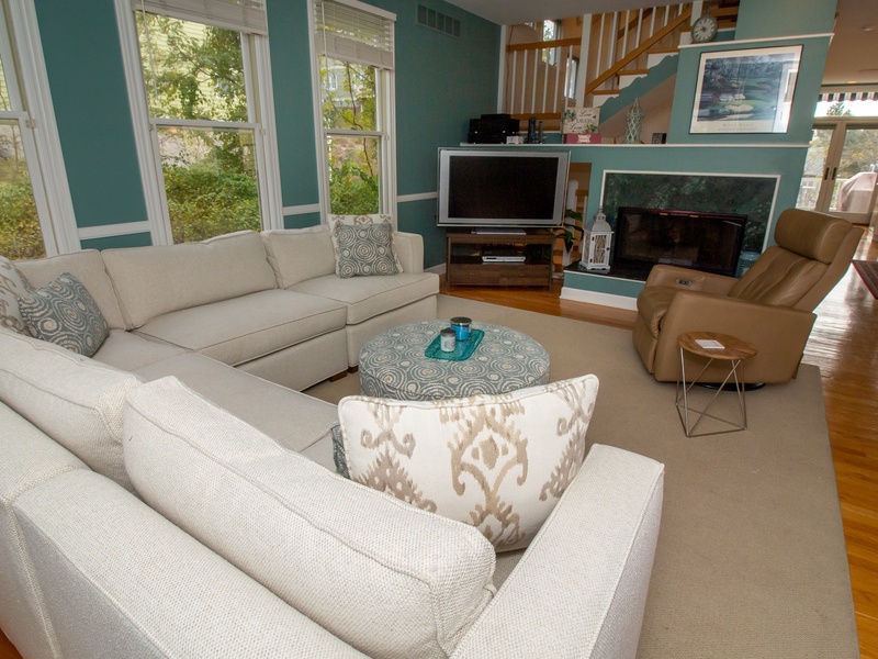 Main Level | Living Room