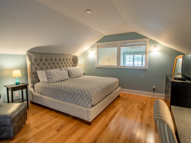 Second Level | Bedroom 4 | King | Daybed with Trundle | Attached
