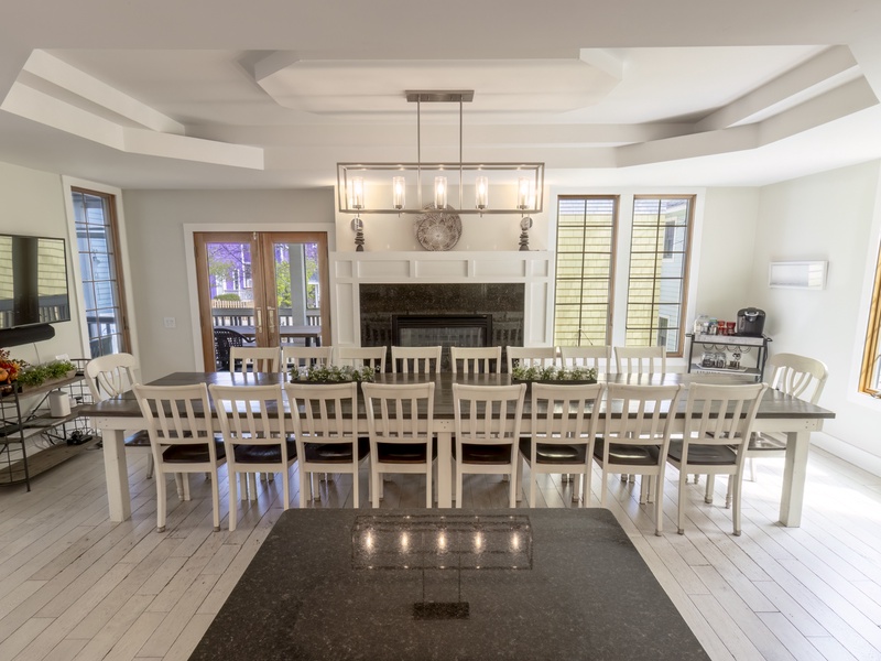 Main Level | Dining | Kitchen