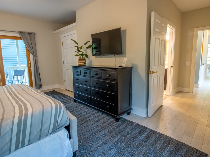 Main Level | Bedroom 1 |  King | Attached Walk-in Bath