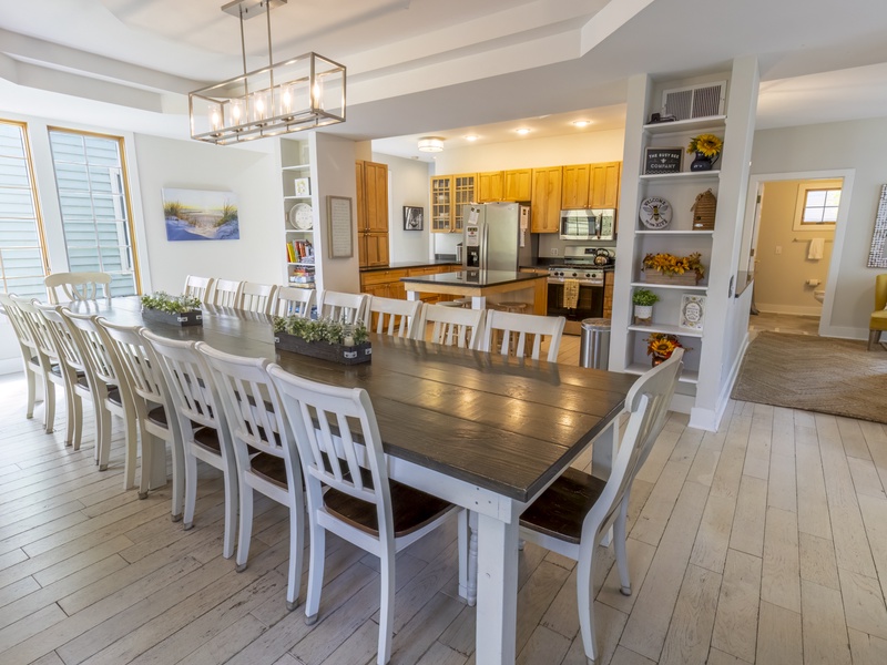 Main Level | Dining | Kitchen