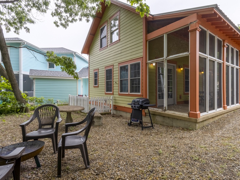 Outdoor Living | Fire Pit | Gas Grill