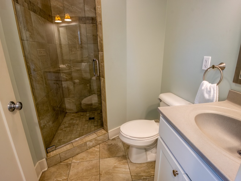Main Level | Standalone with Walk in Shower