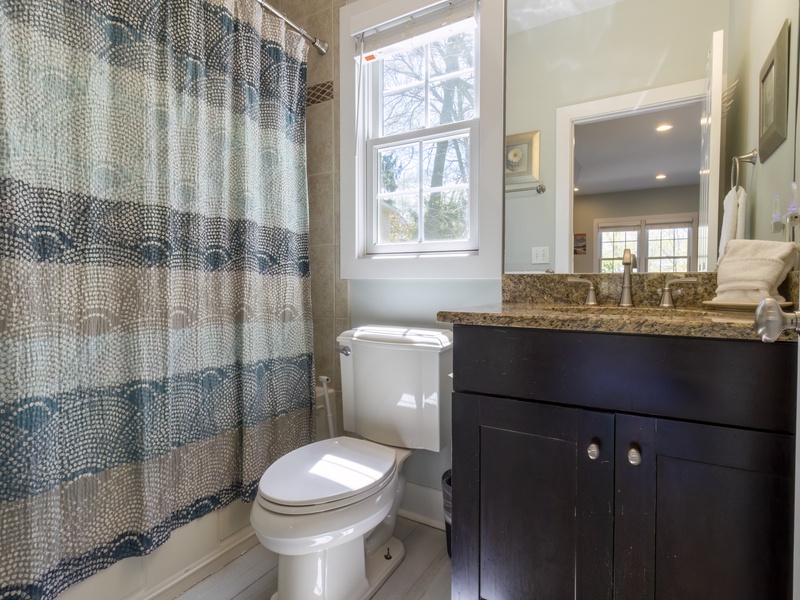 Main Level | Hall Full Bath