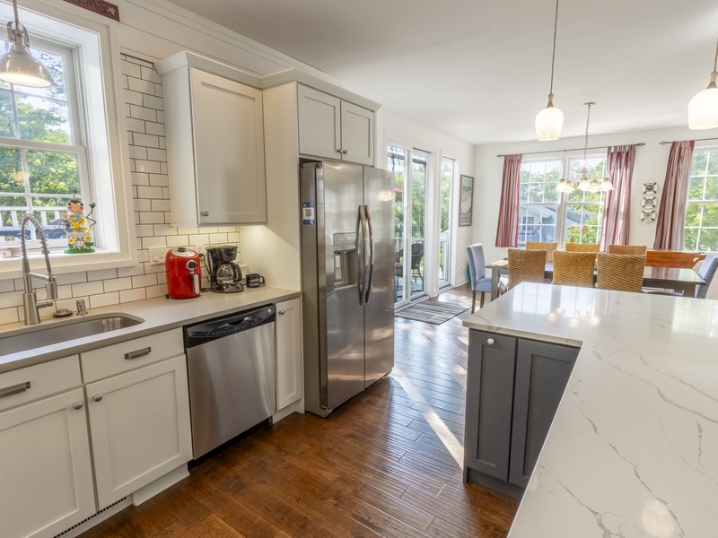 Main Level | Kitchen