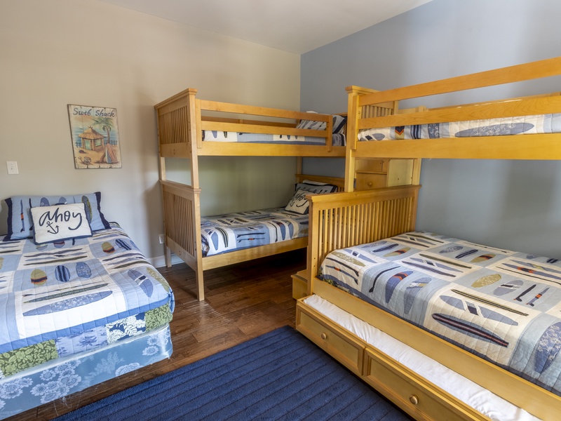 Level 1 | Bedroom 1 | Bunk Room | 2 Full | 3 Twin | Trundle 