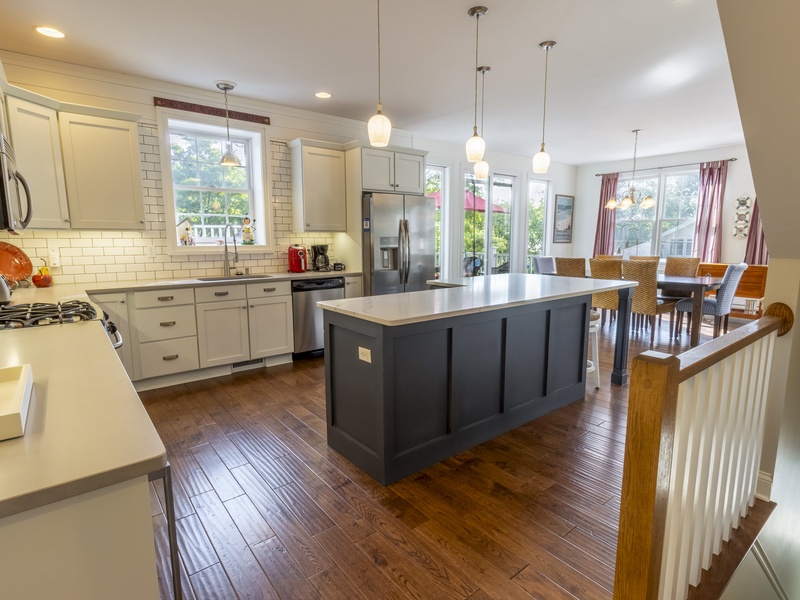 Main Level | Kitchen 