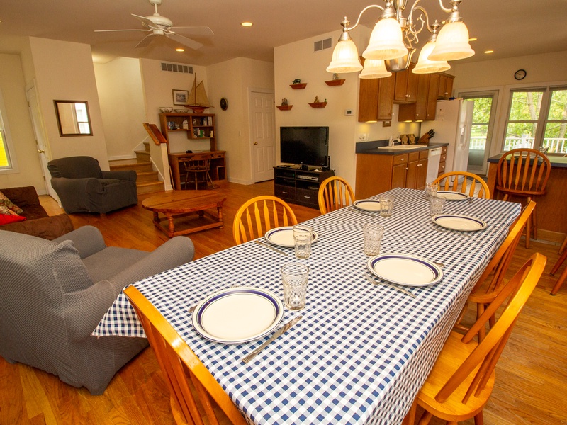 Main Level | Dining Room