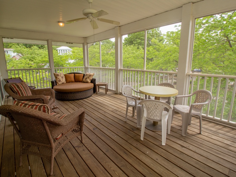 Second Level | Screened Porch