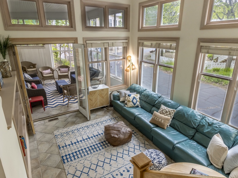 Main Level | Sunroom | Attached Screened-in Porch