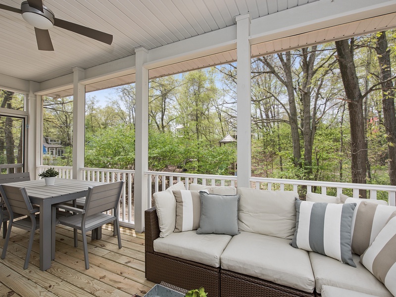 Outdoor Living | Back Screened Porch
