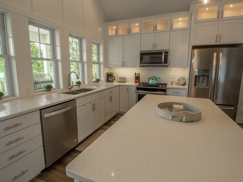 Main Level | Kitchen