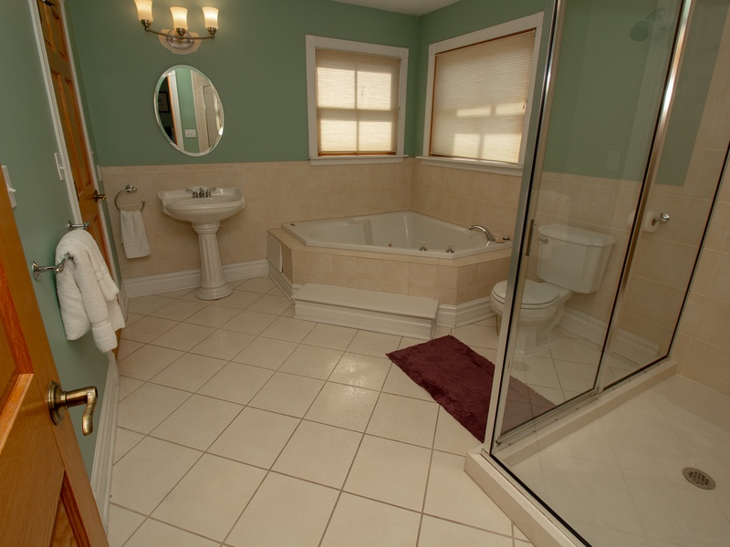 Second Level | Bath 3 | Full Bath Attached to Bedroom 5