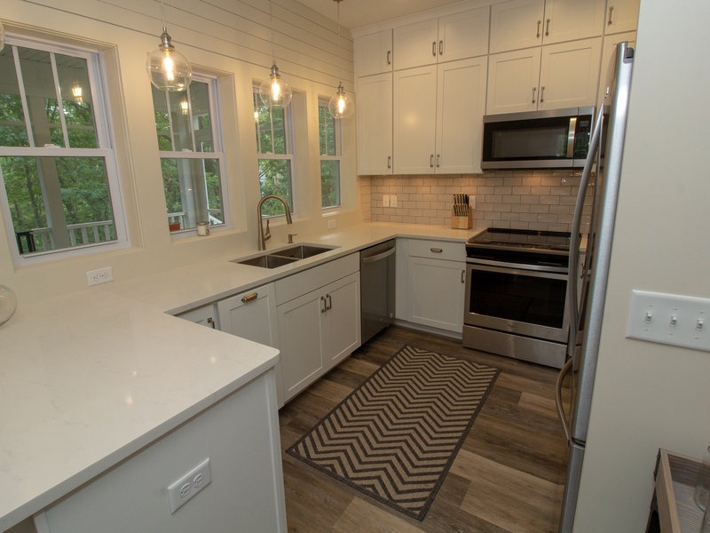 Main Level | Kitchen