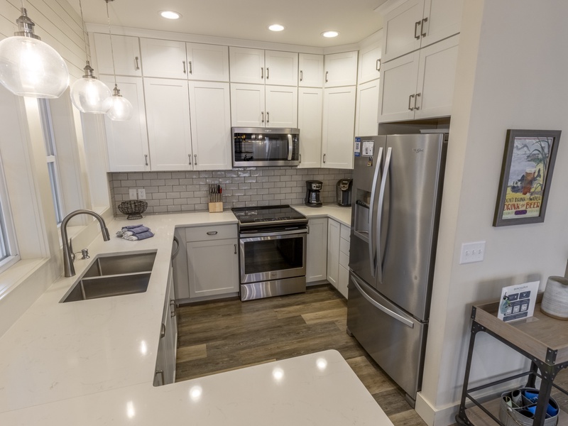 Main Level | Kitchen