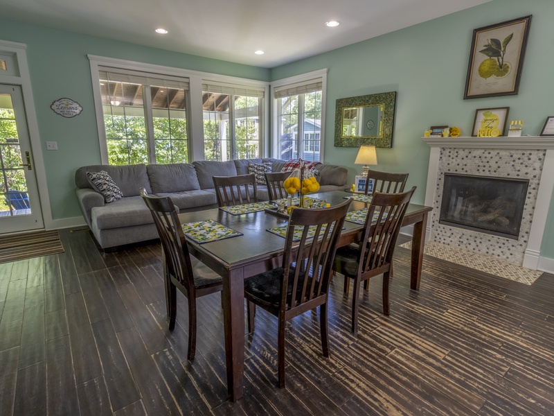 Main Level | Dining Room | Sitting Room