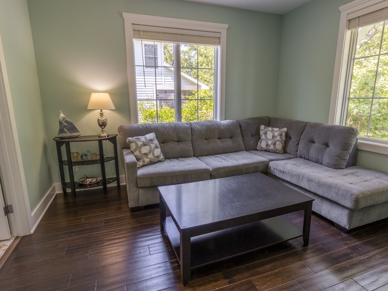 Main Level | Sitting Room