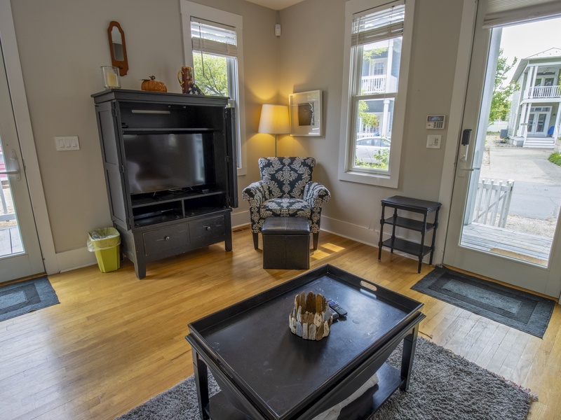 Guest | Main Level | Living Room