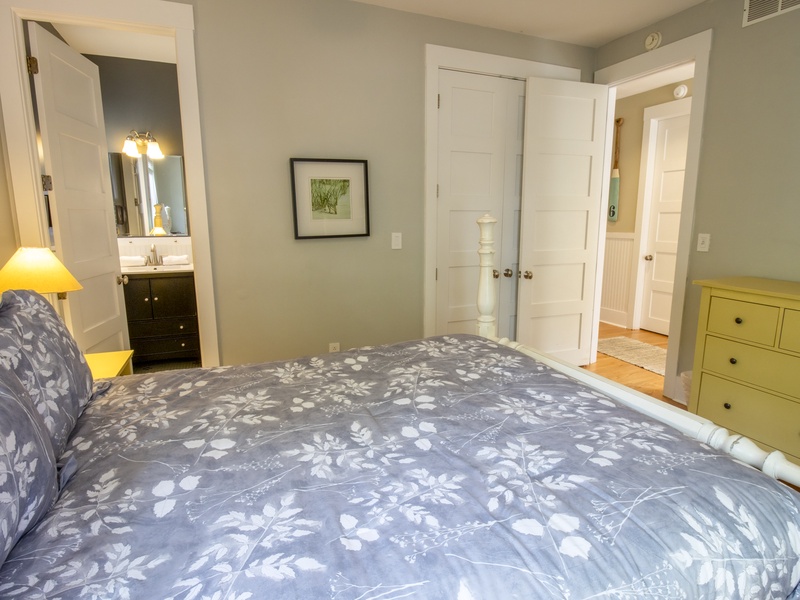 Main Level | Bedroom 1 | Queen | Attached Bath