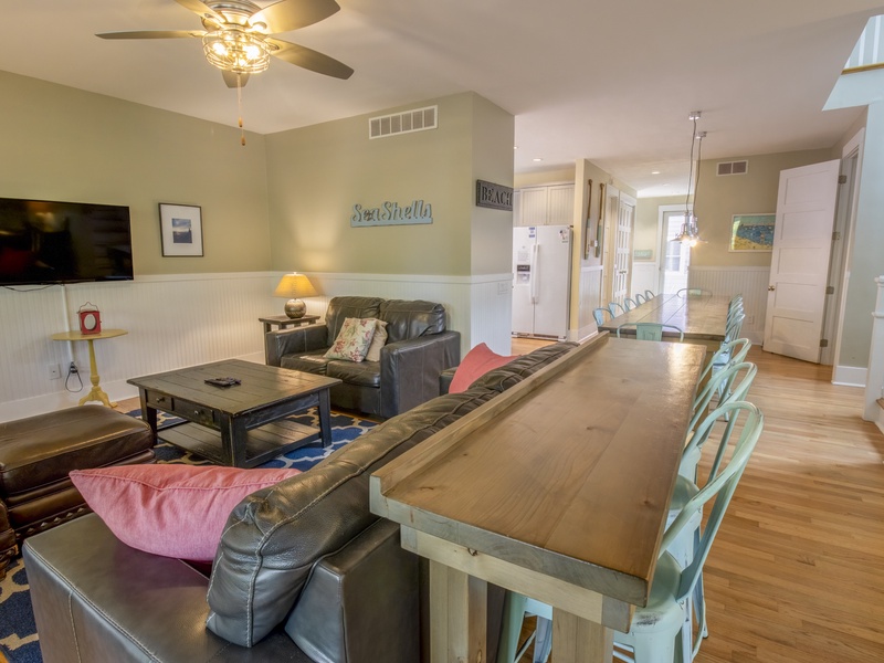 Main Level | Dining | Living Room