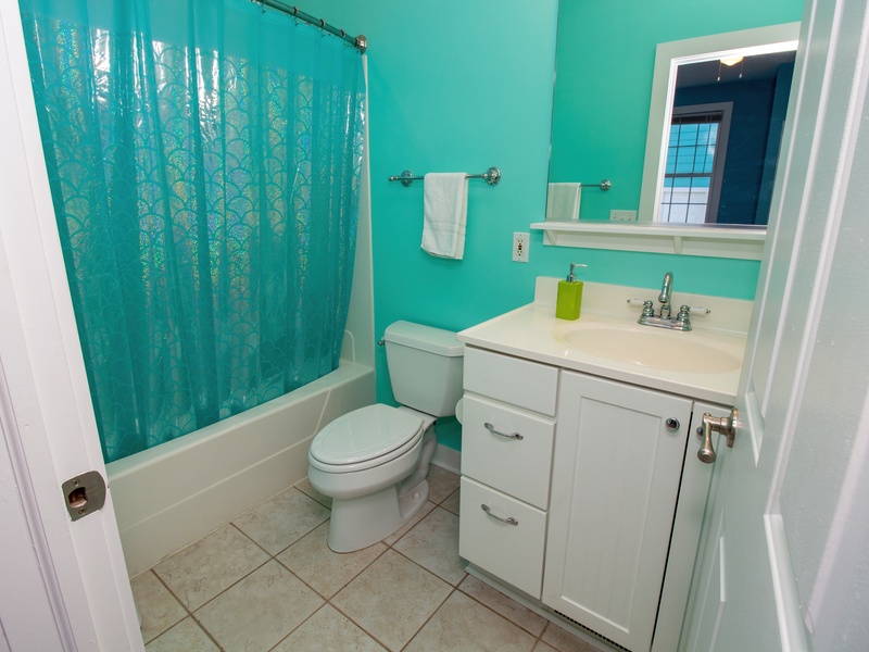 Attached full bath