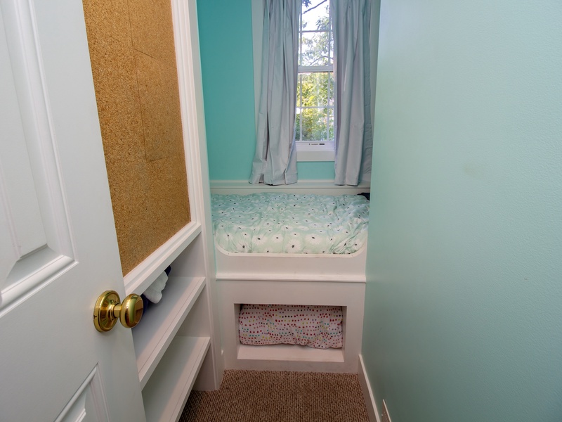 Second level twin bedroom