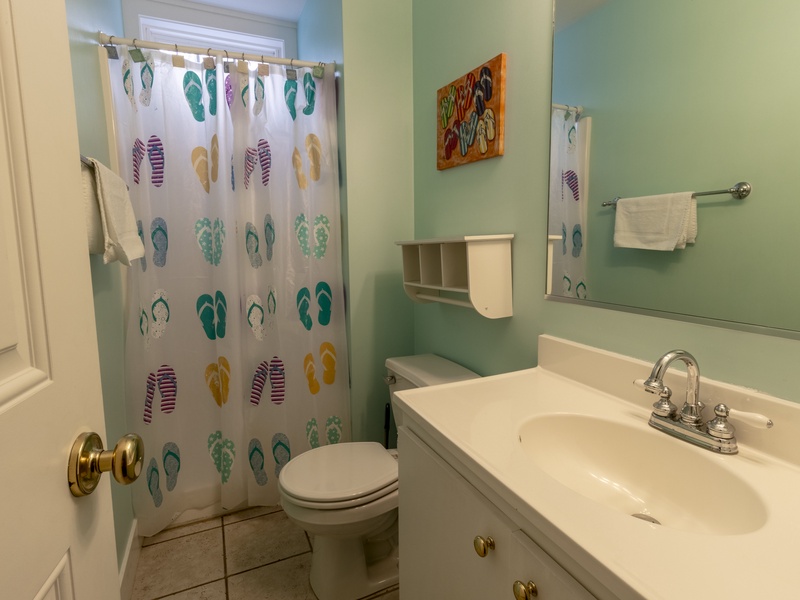 Ground Level | Bath 1 | Walk in Shower