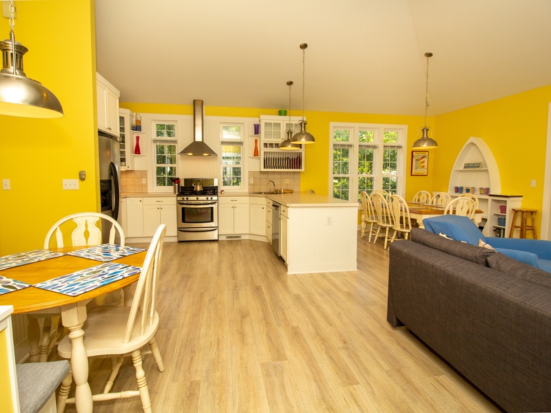 Main Level | Living Room and Dining