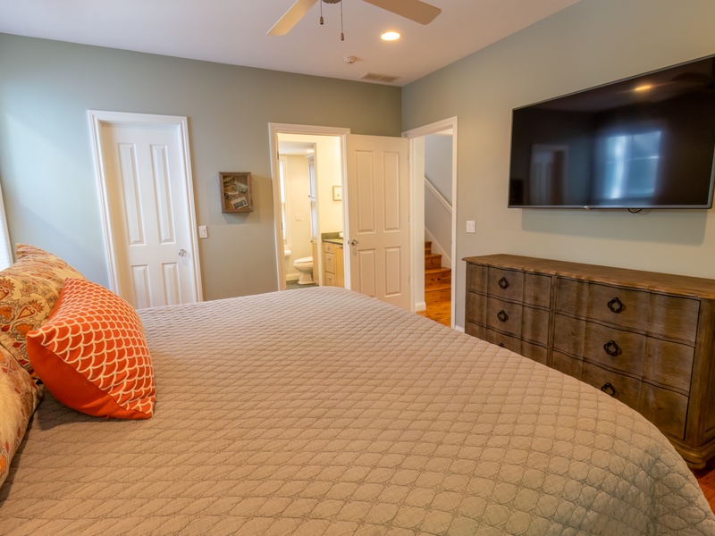 Main Level |   Bedroom 1 | Queen With Attached Full Bathroom