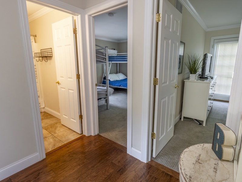 Second Level | Landing