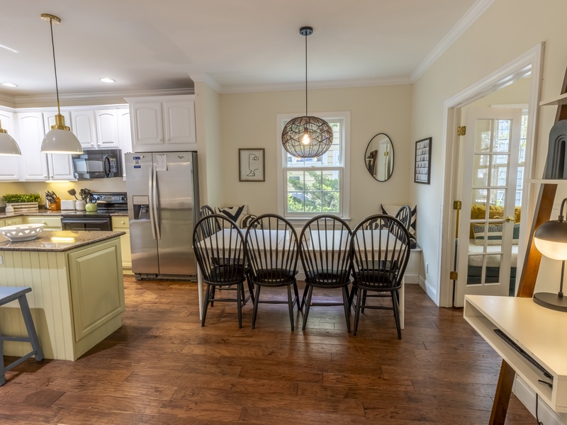 Main Level | Dining Room | Kitchen